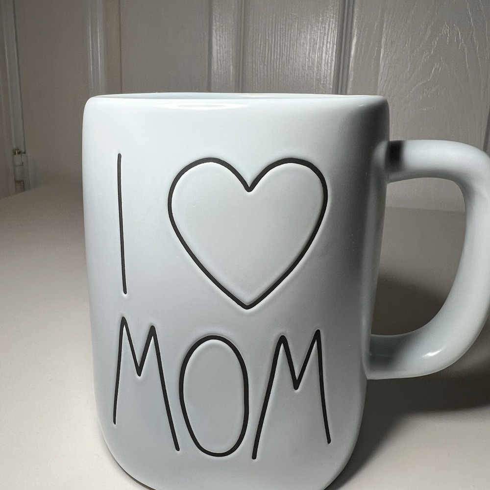 Rae Dunn Mug "I Love Mom" w/ Heart for Love  Mother's‎ Day Mom Mama New